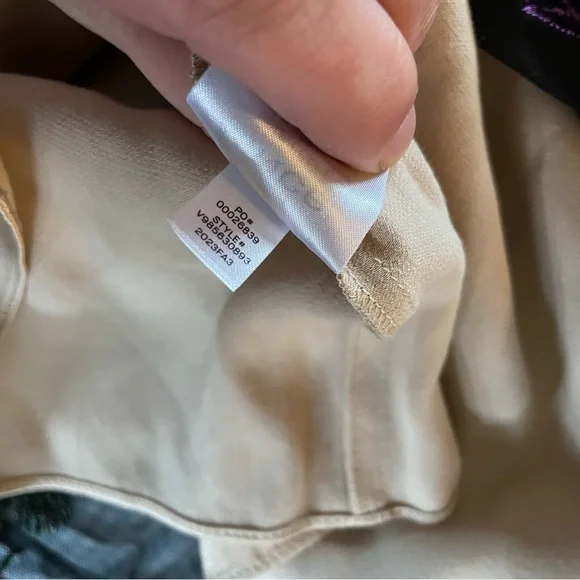 VINCE Begonia Sequined Skirt - Picture 11 of 11